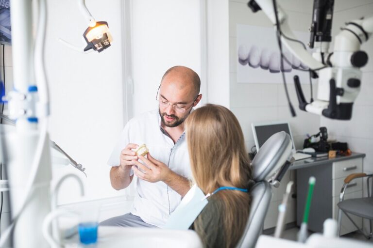 Dental Implants in Northglenn: A Guide to Restoring Your Smile