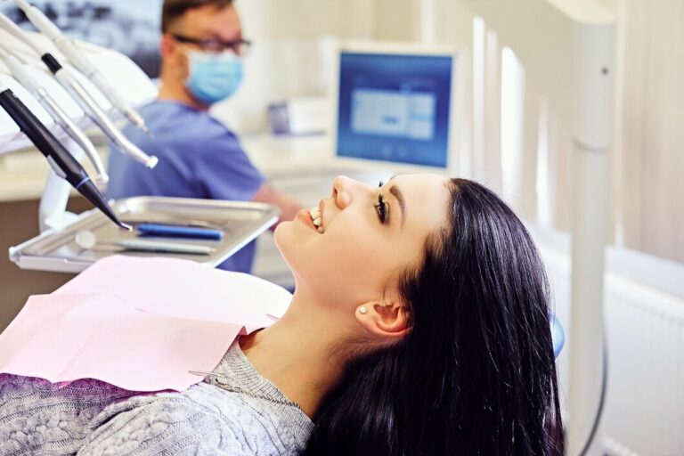 A Guide to Maintaining Gum Health after Dental Surgery