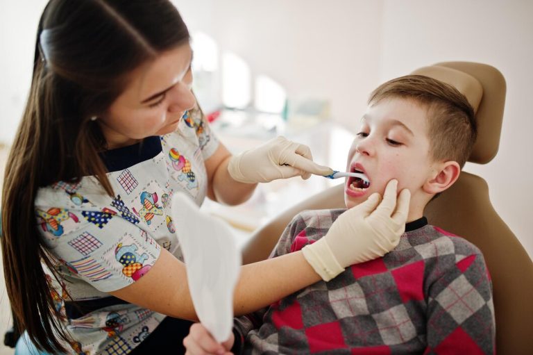 little boy dentist chair children dental 627829 9369